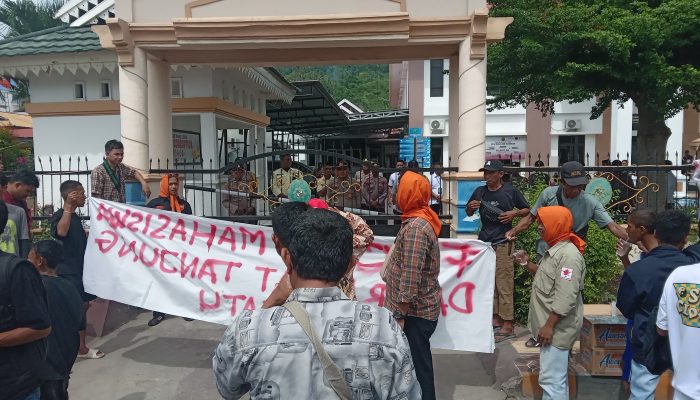 Warga Tanjung Minta PN Luwuk Objektif Karna Terdapat Dua Putusan yang Inkrah