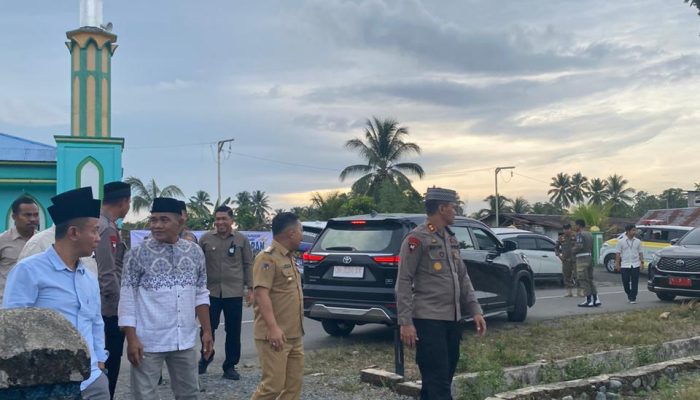 Kapolres Dampingi Safari Ramadhan Bupati Banggai di Simpang Raya – Nuhon