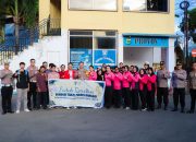 Kapolres Banggai Tebarkan Kebaikan Diujung Senja, Bagikan Takjil ke Masyarakat