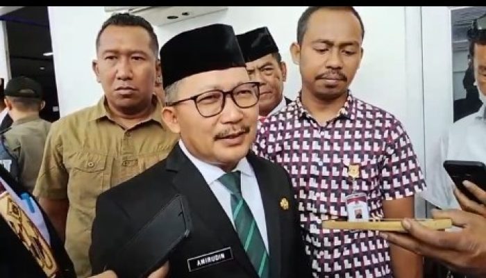 Jurnalis di Lokasi Sebut Doorstop Bupati Banggai Berlangsung Tertib dan Kondusif