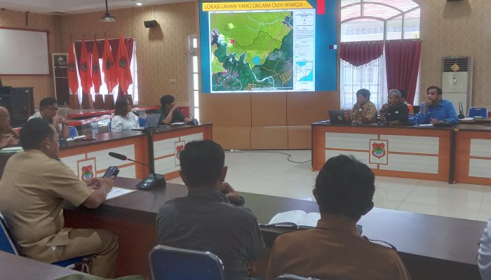 Penantian Panjang Warga Transmigrasi Terjawab Sudah, Satgas PKA Selesaikan Sengketa Lahan di PT KLS, 15 Sertifikat Dikembalikan