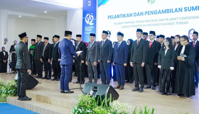 Anwar Hafid Lantik 40 ASN Eselon II dan Fungsional, Tekankan Kerja Nyata serta Pelayanan