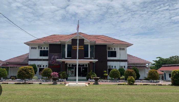 Penanganan Perkara Dugaan Penggelapan Aset Desa Matobiai Dinilai Lamban, Kejari Touna Di Desak Segera Limpahkan Berkas